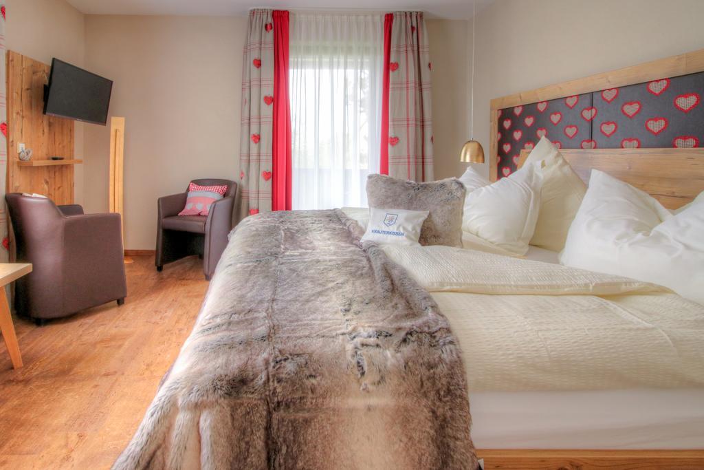 Landhotel Schnupp Neudrossenfeld Dış mekan fotoğraf